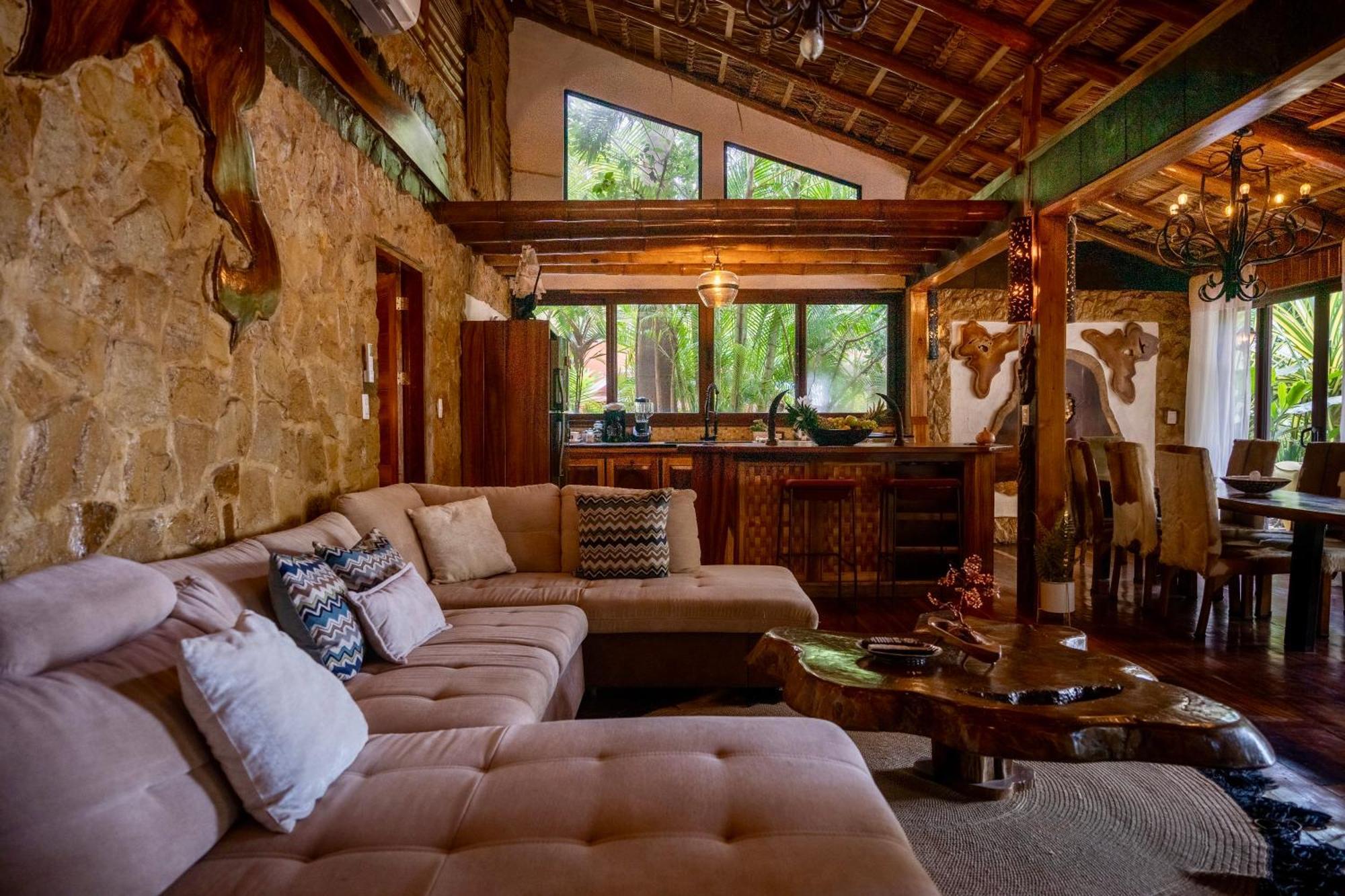 Ocho Artisan Bungalows (Adults Only) ตามารินโด ภายนอก รูปภาพ
