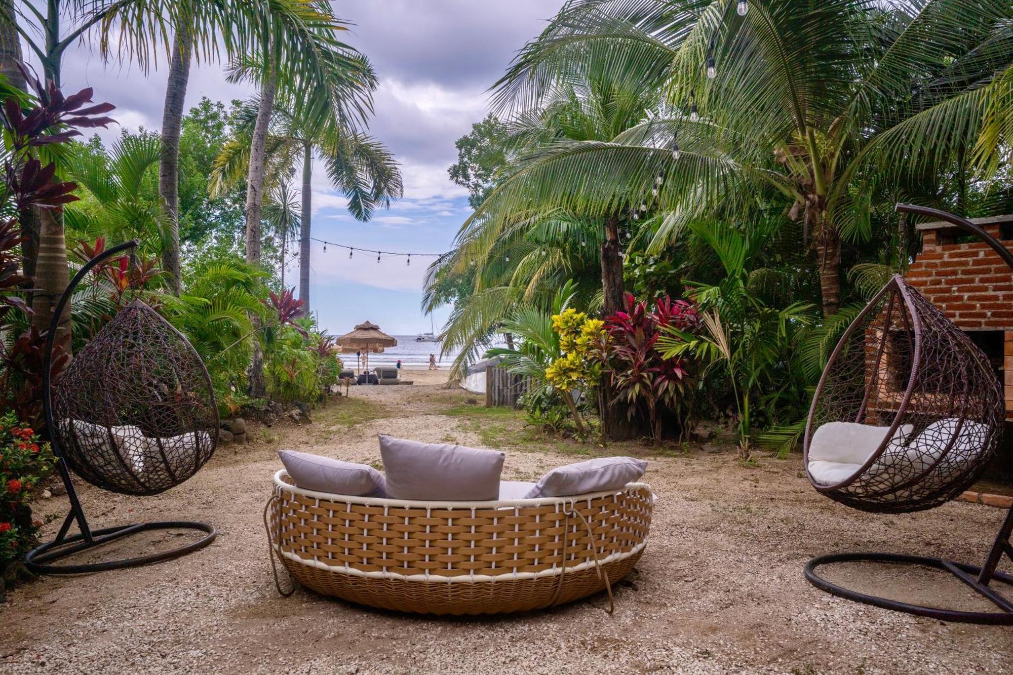 Ocho Artisan Bungalows (Adults Only) ตามารินโด ภายนอก รูปภาพ