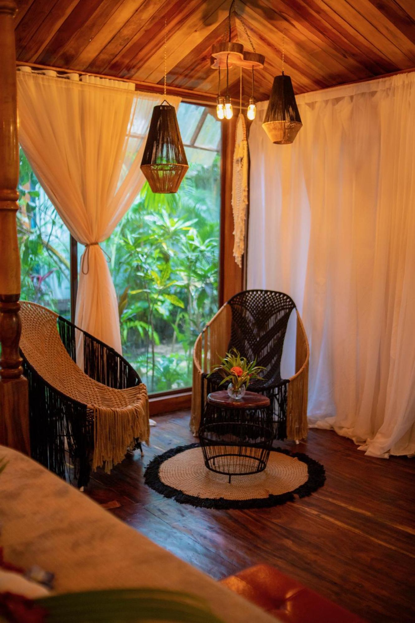 Ocho Artisan Bungalows (Adults Only) ตามารินโด ภายนอก รูปภาพ